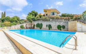 Six-Bedroom Holiday Home in Modica, Modica